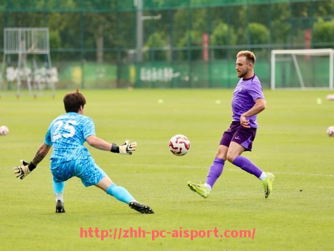 爱体育-2018赛季中超联赛各队成绩排名与得失球分析